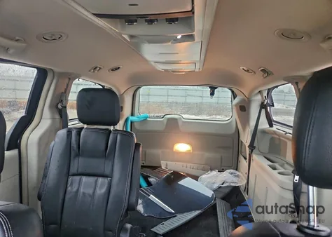 2014 Chrysler Town & Country Touring L z USA, uszkodzony, nr VIN 2C4RC1CG3ER199846